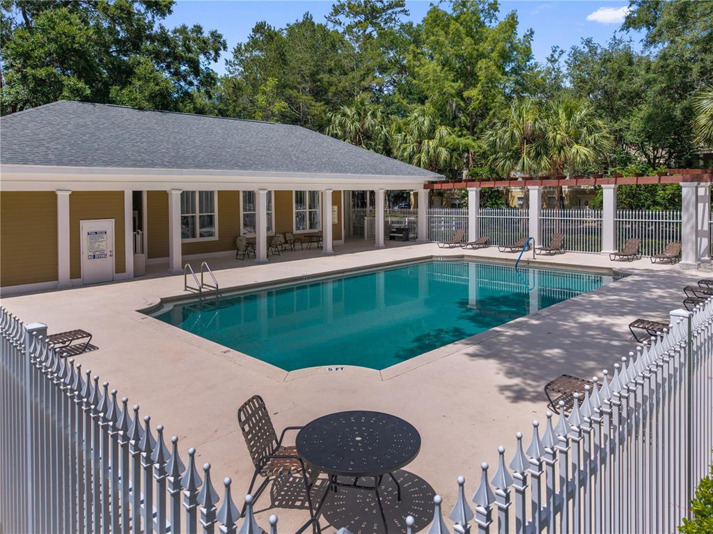 9177 Southwest 52nd Road, Unit E103 Gainesville, FL 32608 - Photo 27 of 47