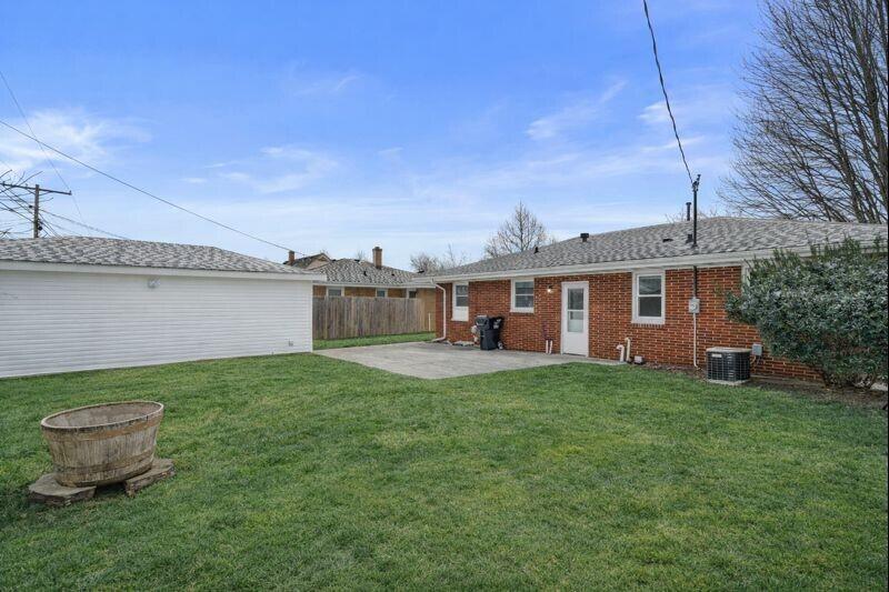 1108 Shorecrest Drive Racine, WI 53402 - Photo 25 of 26 Backyard