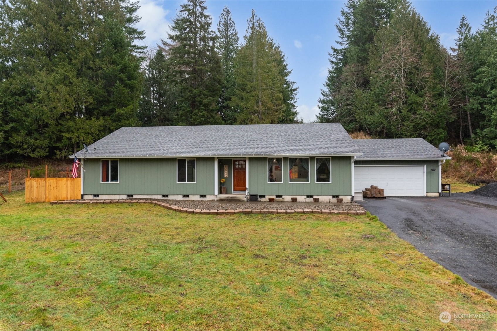 181 Delezenne Road Elma, WA 98541 - Photo 1 of 38 Gallery Image 1