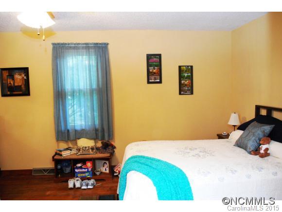 46 Rash Road Asheville, NC 28806 - Photo 5 of 24 Gallery Image 5