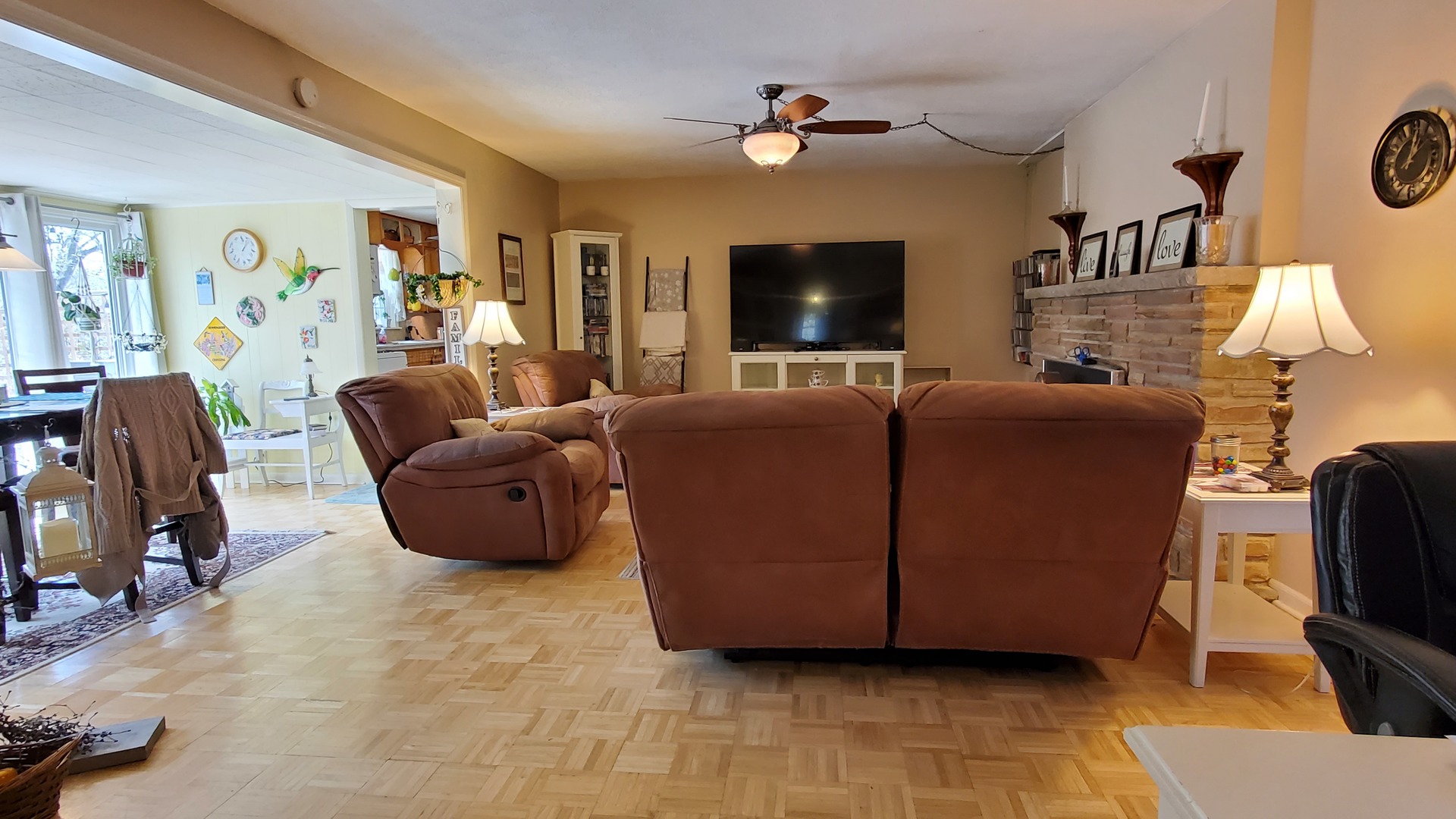 1504 Maple Road Joliet, IL 60432 - Photo 5 of 27