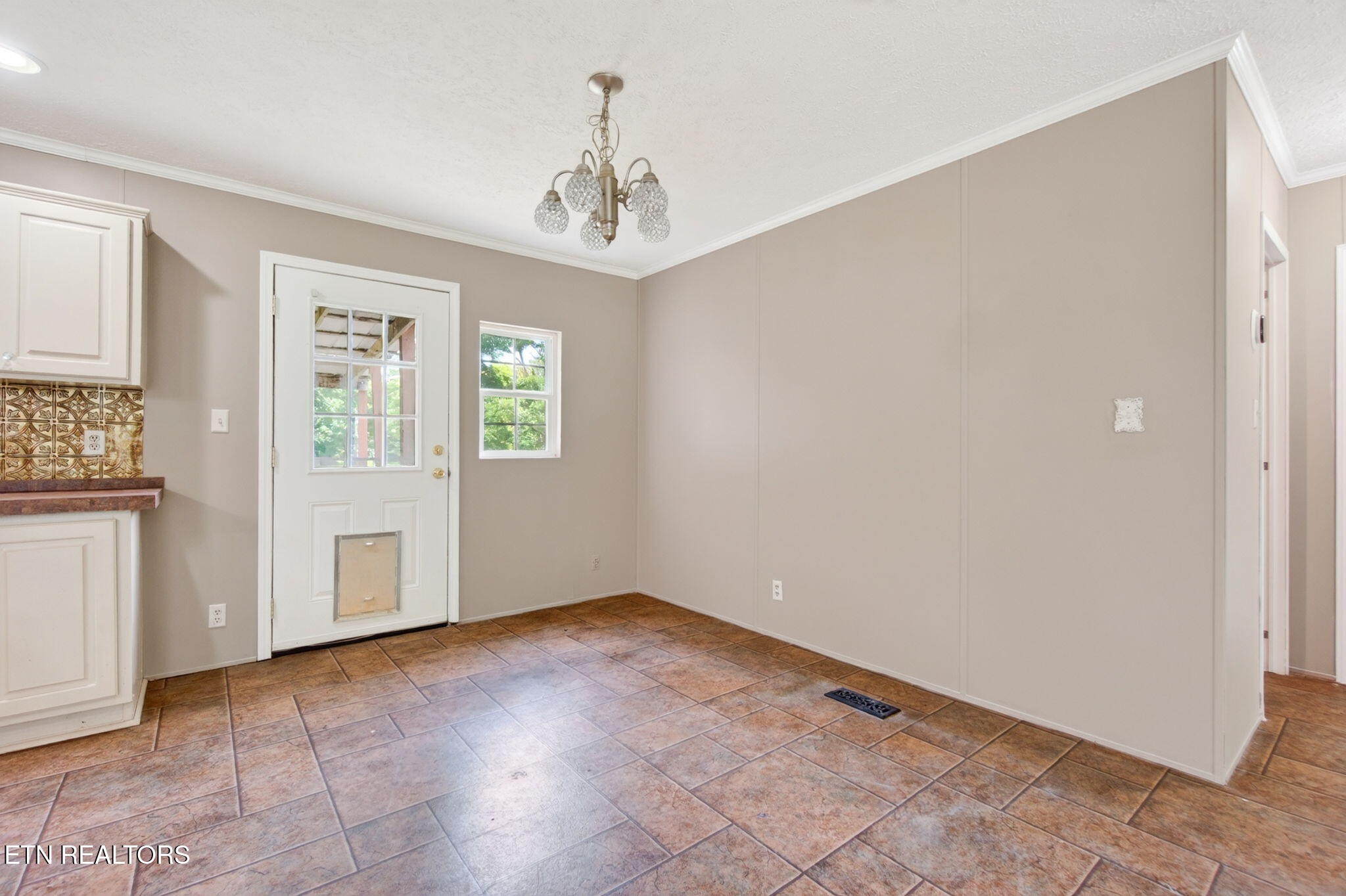 198 Byers Road Crossville, TN 38571 - Photo 9 of 27 Gallery Image 9