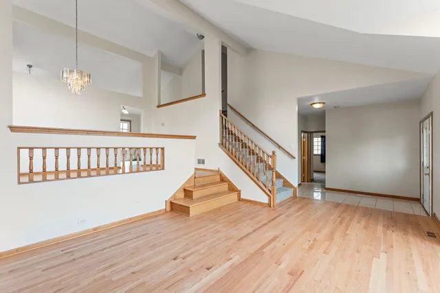 $419,500 | 18020 Charlotte Lane, Lansing, IL 60438