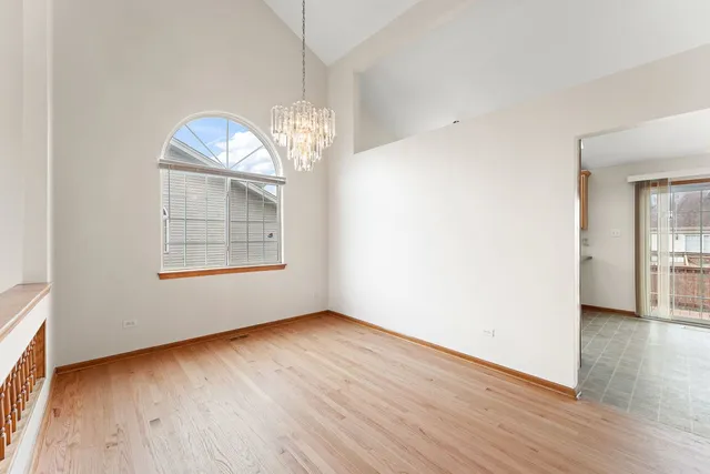 $419,500 | 18020 Charlotte Lane, Lansing, IL 60438