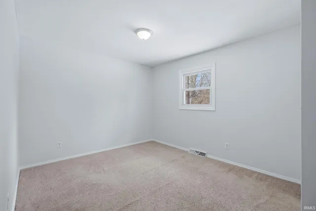 $289,000 | 4022 West Glen Oaks Drive, Bloomington, IN 47403