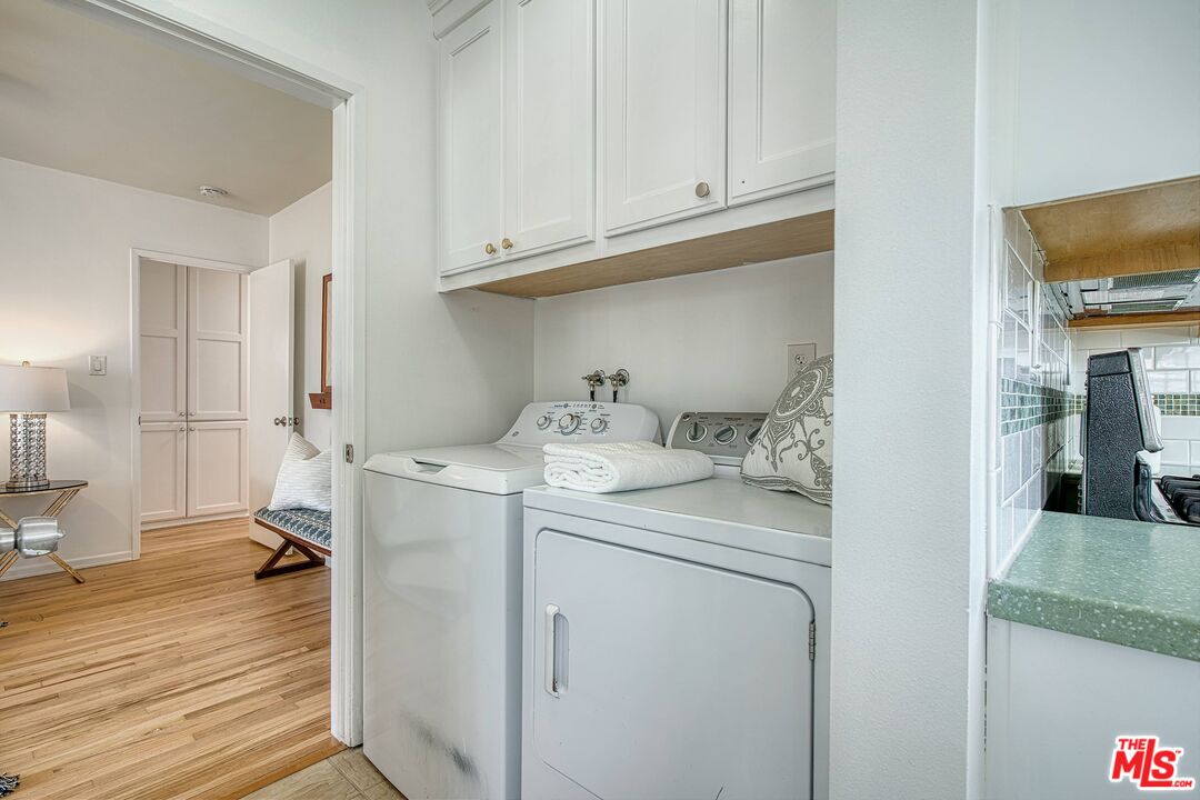 95 Kenneth Street Camarillo, CA 93010 - Photo 10 of 25 a utility room with closet dryer and washer
