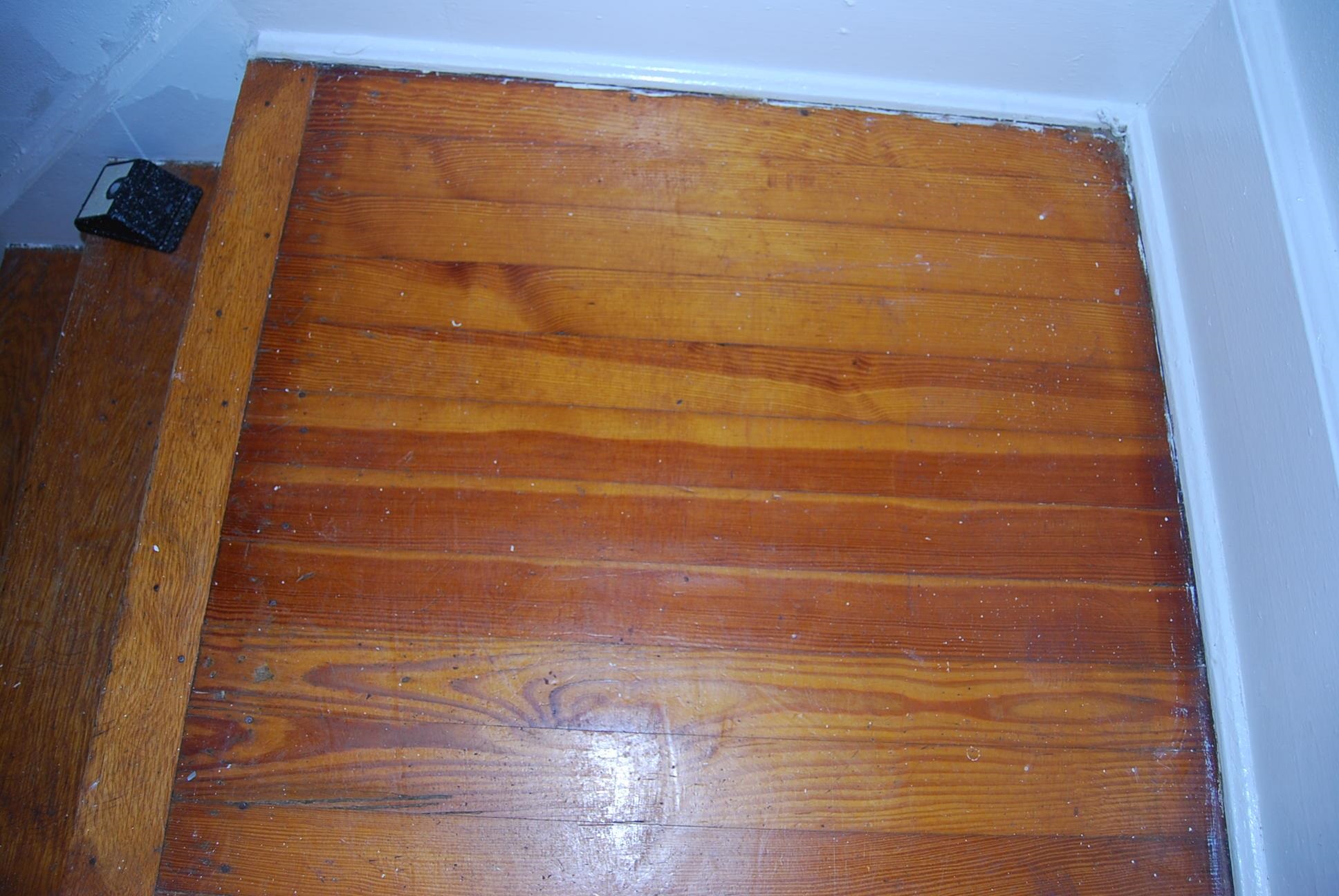 892 Virginia Avenue Goshen, VA 24439 - Photo 22 of 24 a bathroom with a shower