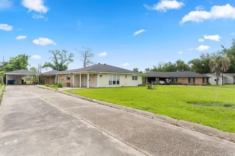 $199,900 | 3727 Kingston Street, Lake Charles, LA 70605