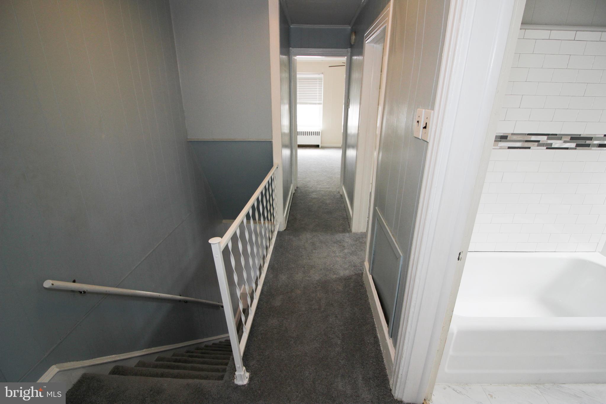25 Egypt Road Norristown, PA 19403 - Photo 14 of 28 Upstairs hallway
