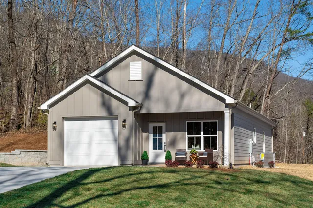 $355,000 | 3417 Harris Lane, Chattanooga, TN 37419