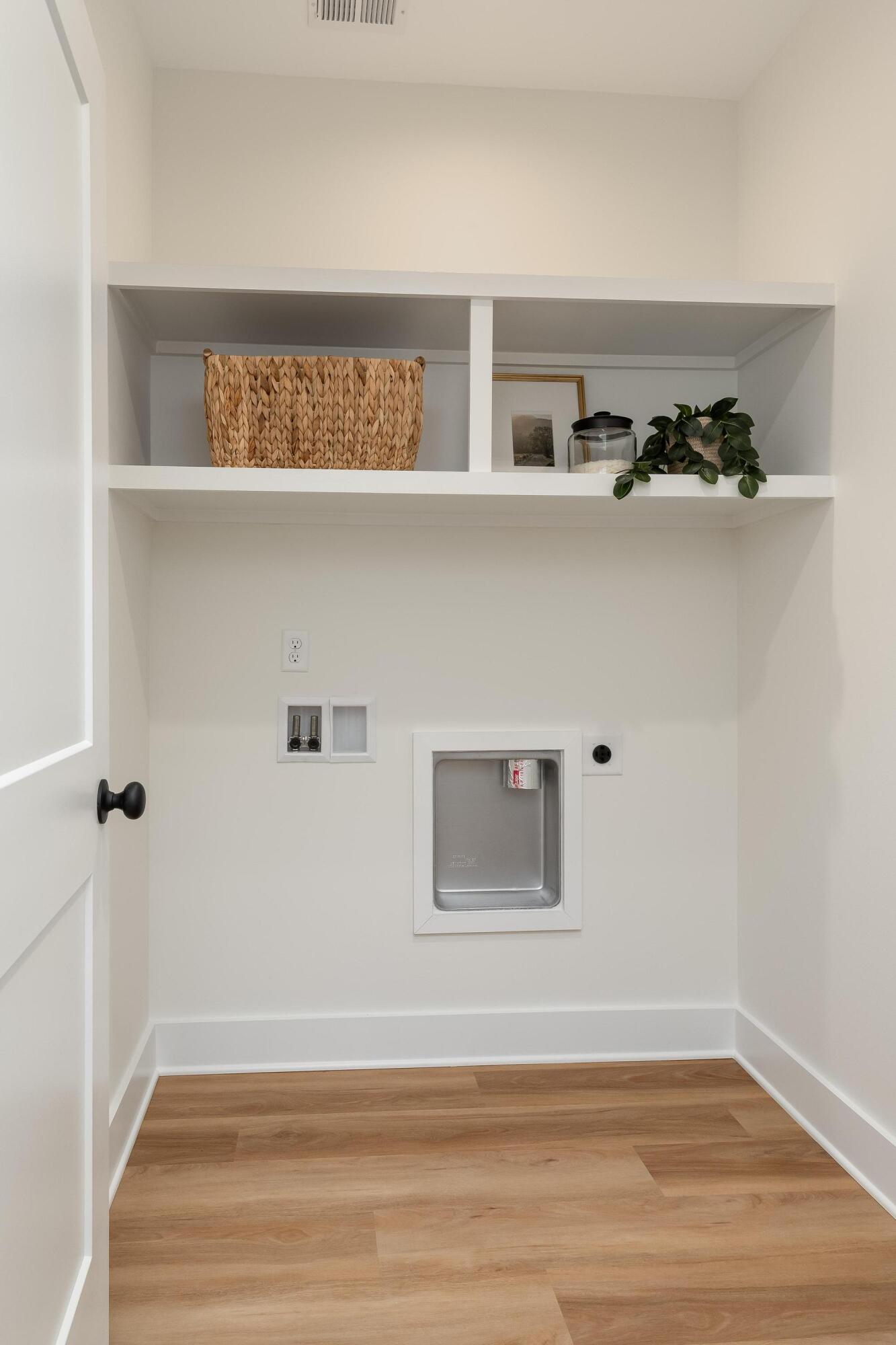 3417 Harris Lane Chattanooga, TN 37419 - Photo 8 of 20 2026_01_January_3417_Harris_Ln_0026