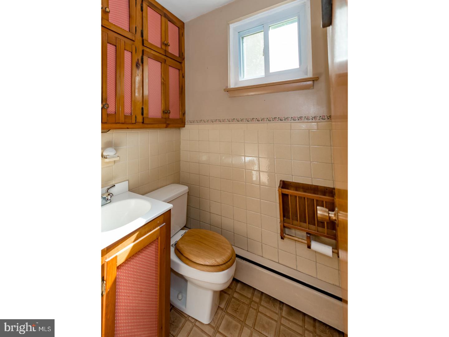 25 Lower Hilltop Road Yardley, PA 19067 - Photo 9 of 25