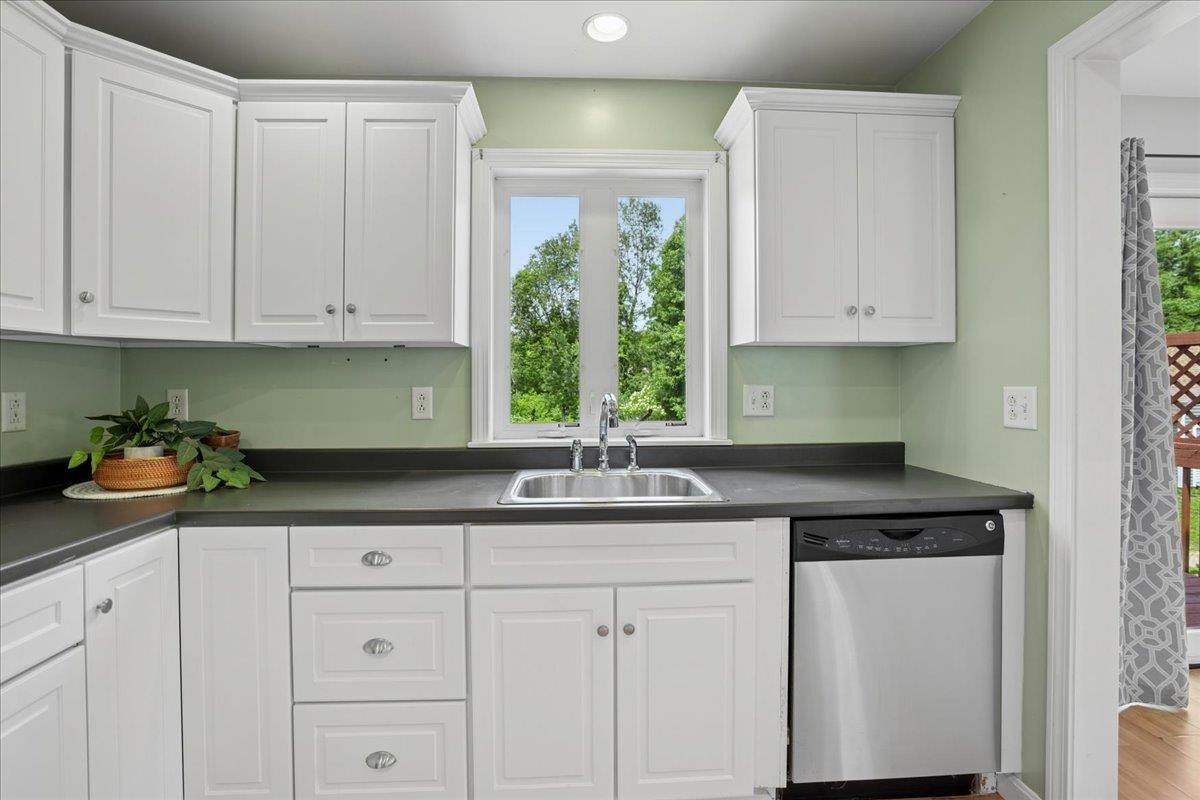 69 Shawmut Street Concord, NH 03301 - Photo 37 of 58