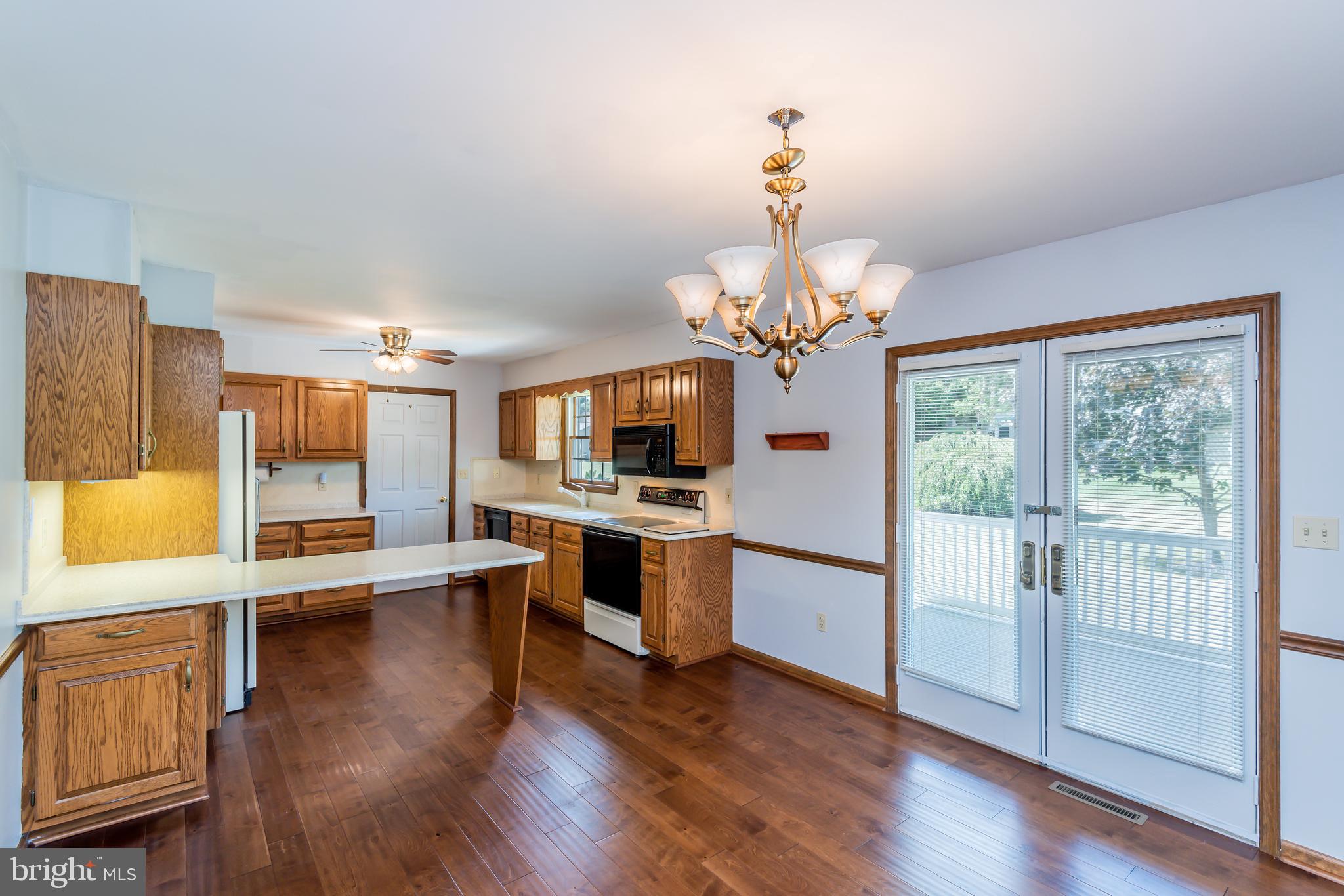 116 West Hunter Road Carlisle, PA 17015 - Photo 3 of 26 Gallery Image 3