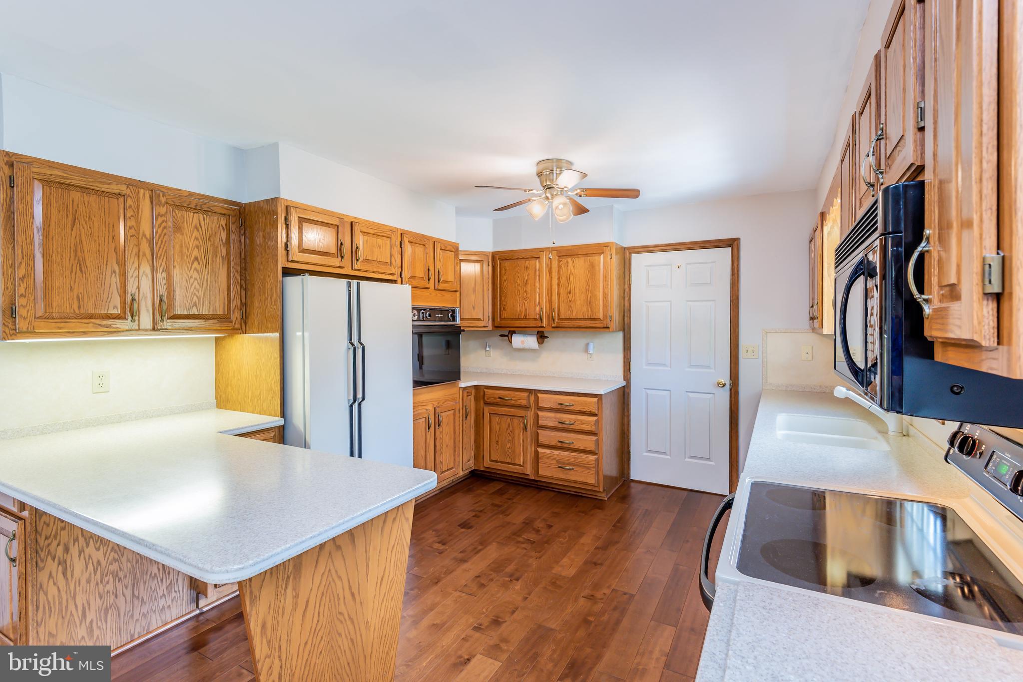 116 West Hunter Road Carlisle, PA 17015 - Photo 5 of 26 Gallery Image 5