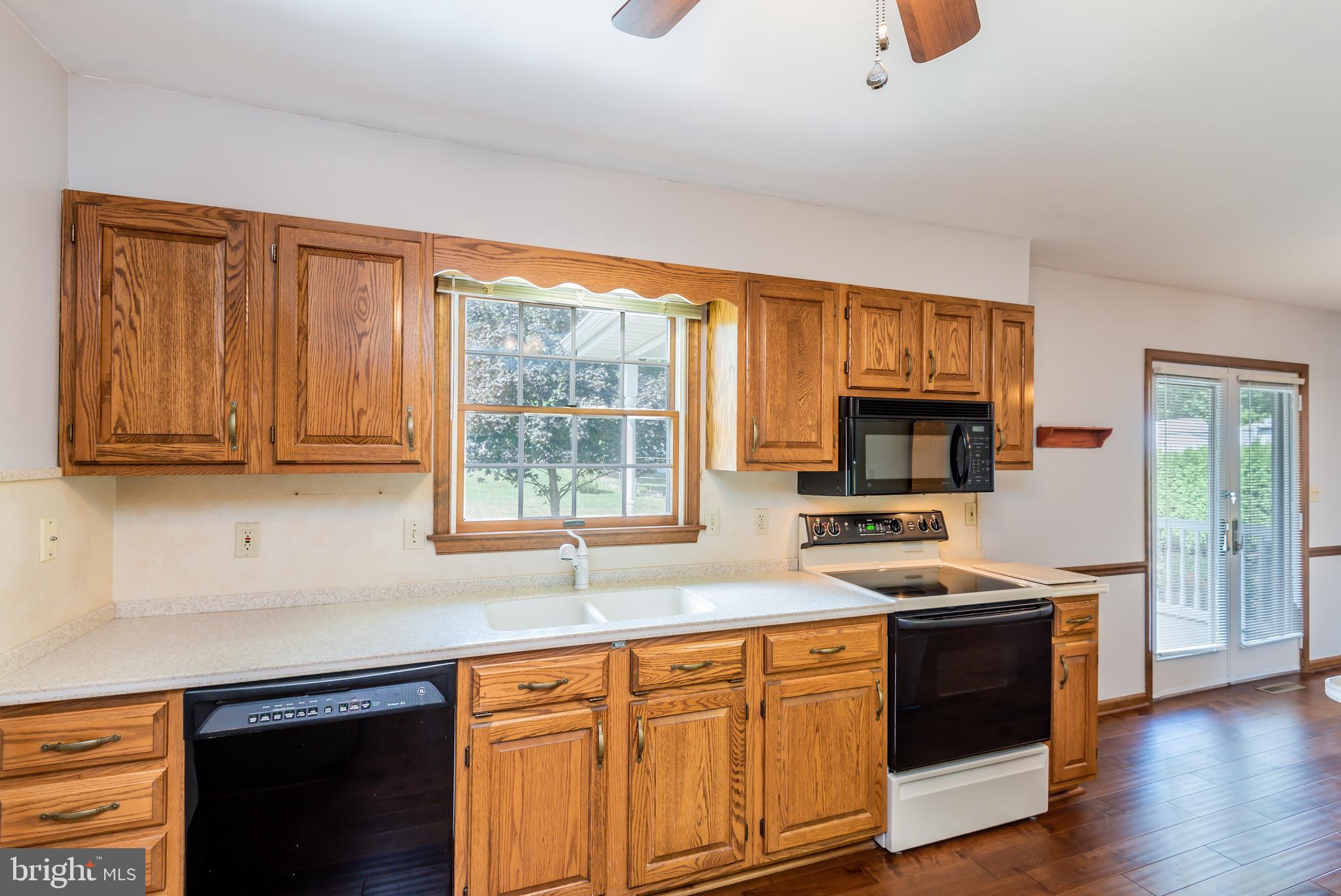 116 West Hunter Road Carlisle, PA 17015 - Photo 6 of 26 Gallery Image 6