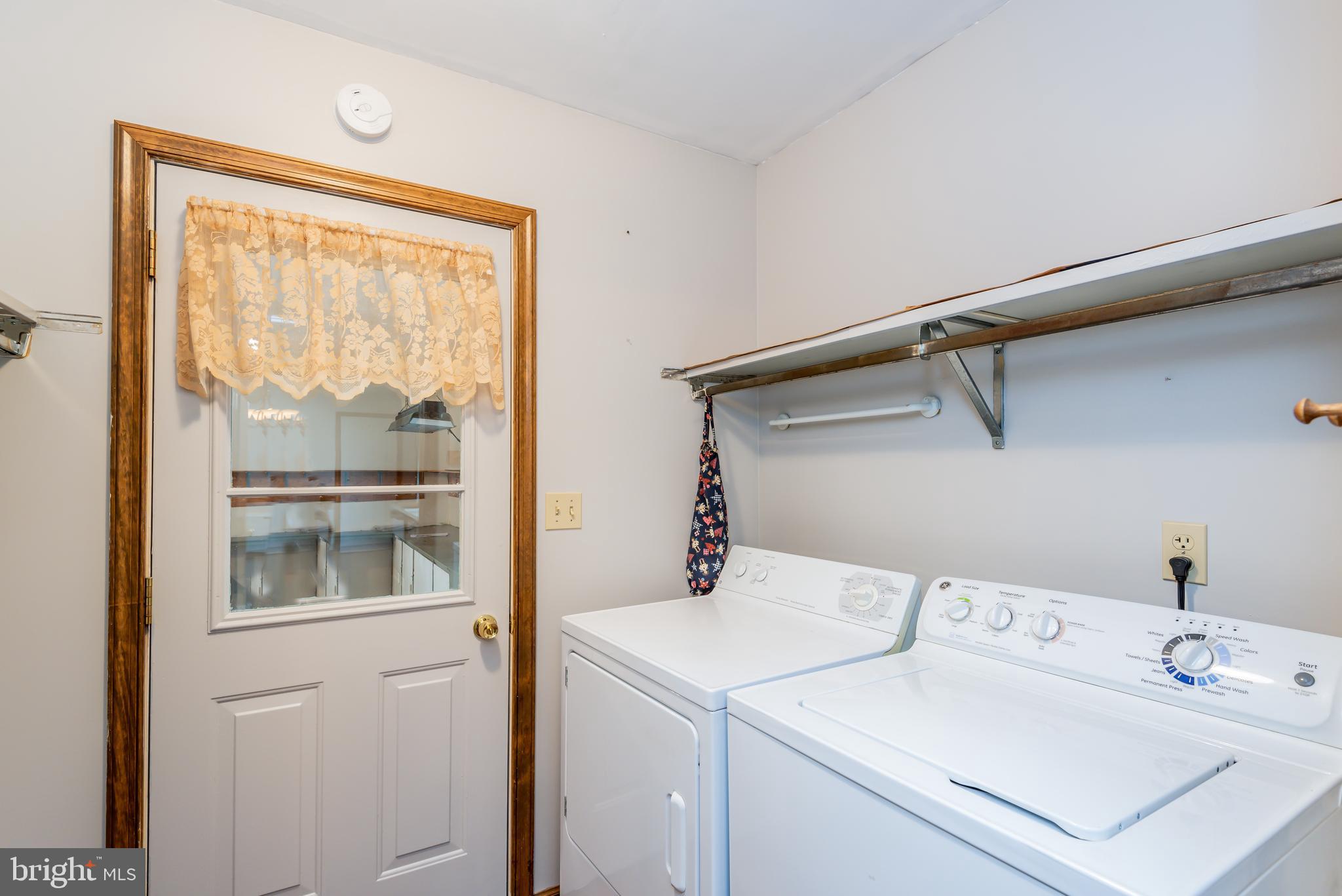 116 West Hunter Road Carlisle, PA 17015 - Photo 8 of 26 Gallery Image 8