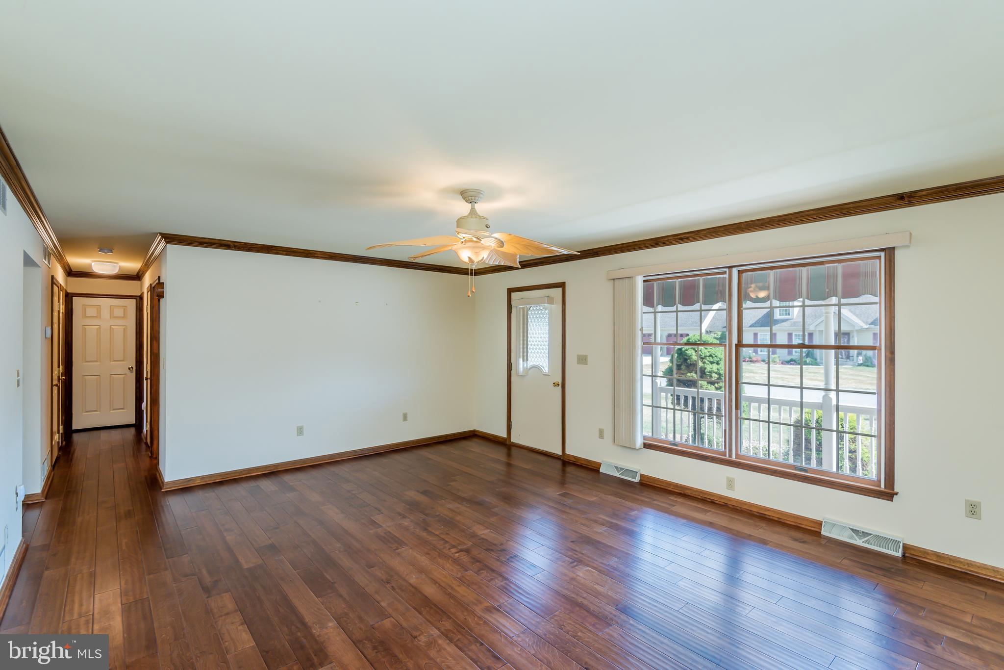 116 West Hunter Road Carlisle, PA 17015 - Photo 9 of 26 Gallery Image 9