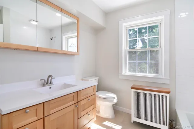 $3,000 | 57 Sterling Avenue, Unit 2, Harrison, NY 10528