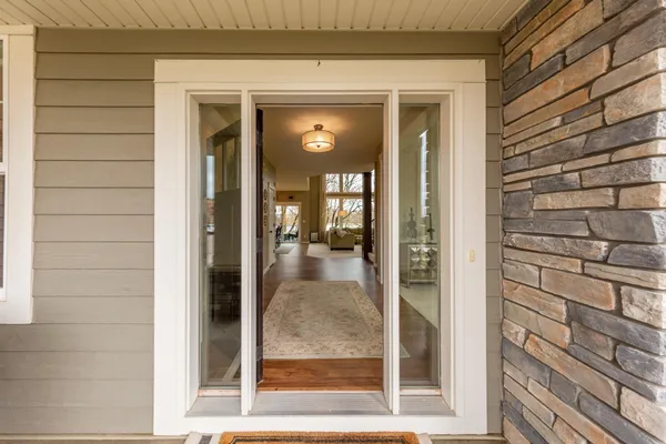 $749,900 | 8860 67th St Bay South, Cottage Grove, MN 55016
