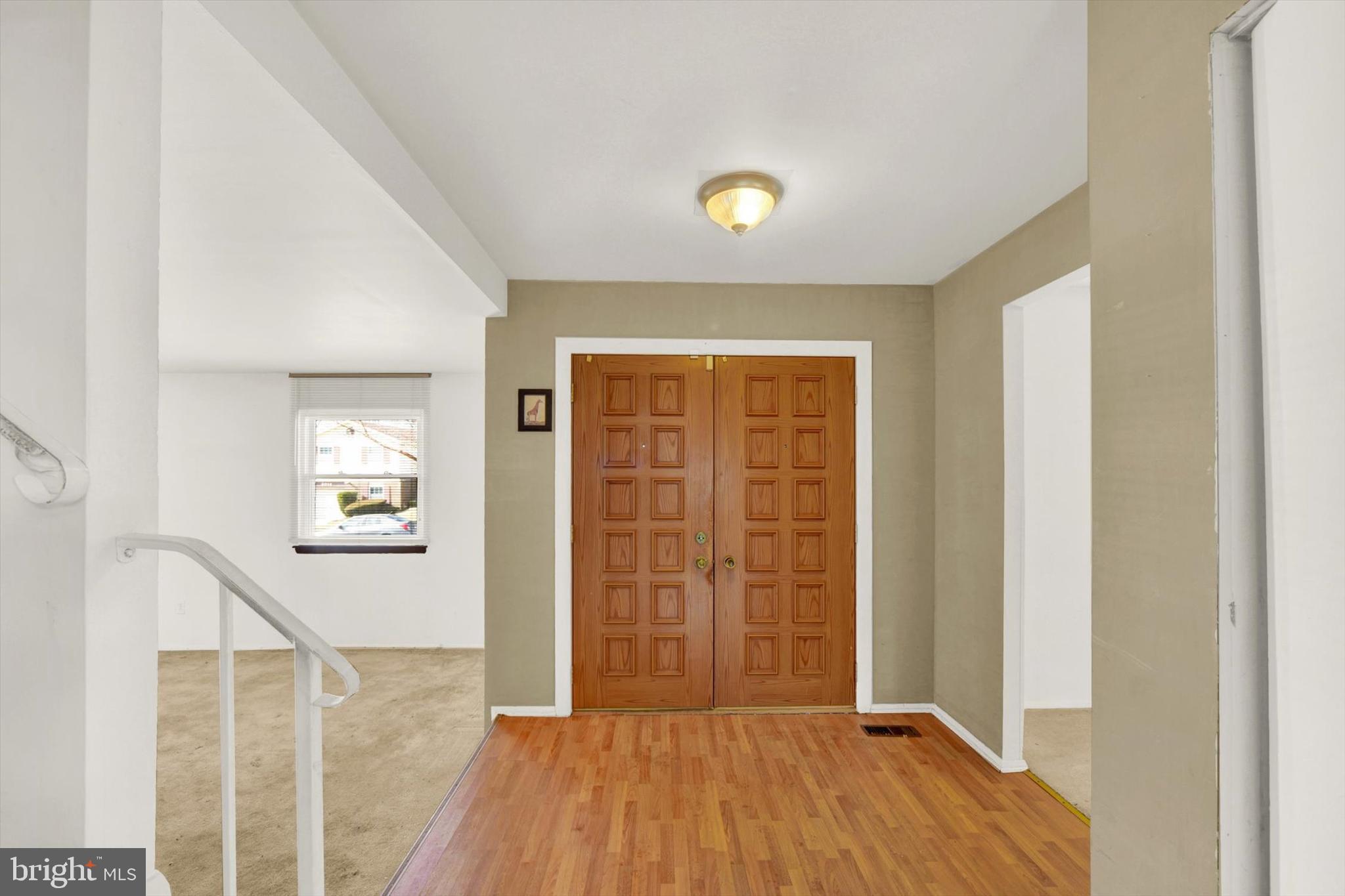 4017 Winlee Road Randallstown, MD 21133 - Photo 2 of 26 Foyer