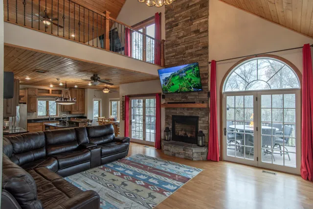 $644,900 | 2761 Mississippi Shores Road, Fort Ripley, MN 56449