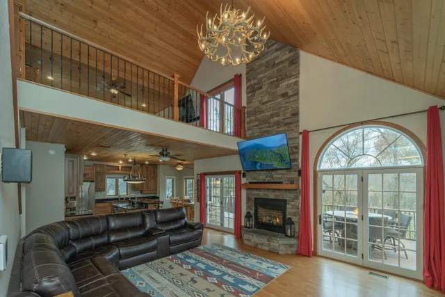 $644,900 | 2761 Mississippi Shores Road, Fort Ripley, MN 56449