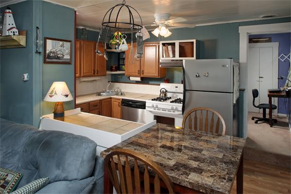 22 Rockview Road Hull, MA 02045 - Photo 3 of 8