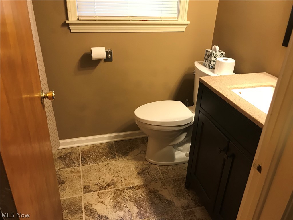 3045 South Meridian Road Youngstown, OH 44511 - Photo 8 of 12 Gallery Image 8