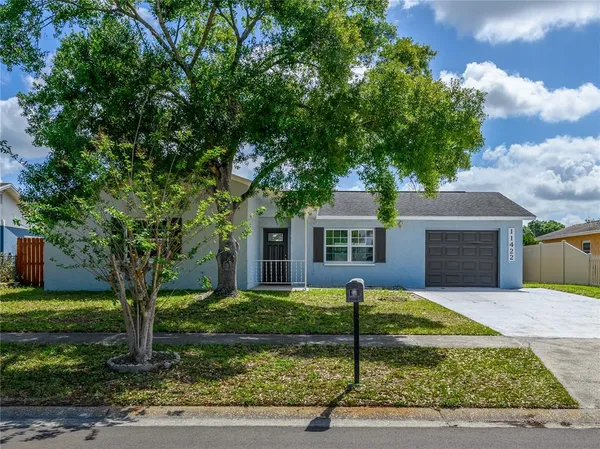 $2,800 | 11422 Wheeling Drive, Tampa, FL 33625