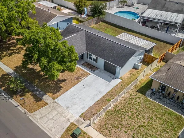 $2,800 | 11422 Wheeling Drive, Tampa, FL 33625