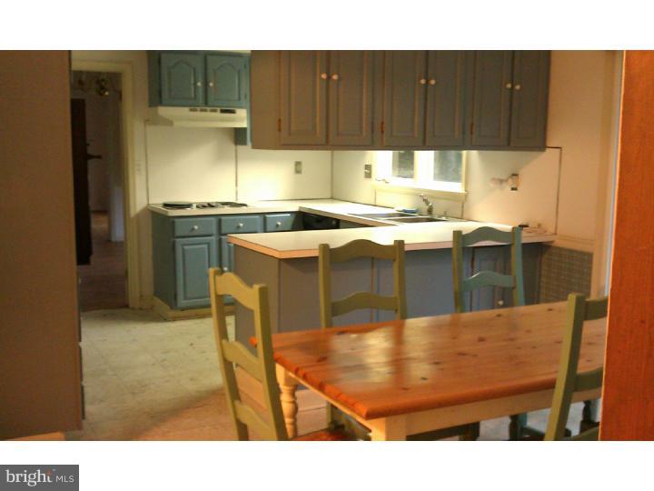 2 Martins Road Newtown Square, PA 19073 - Photo 17 of 23 Kitchen