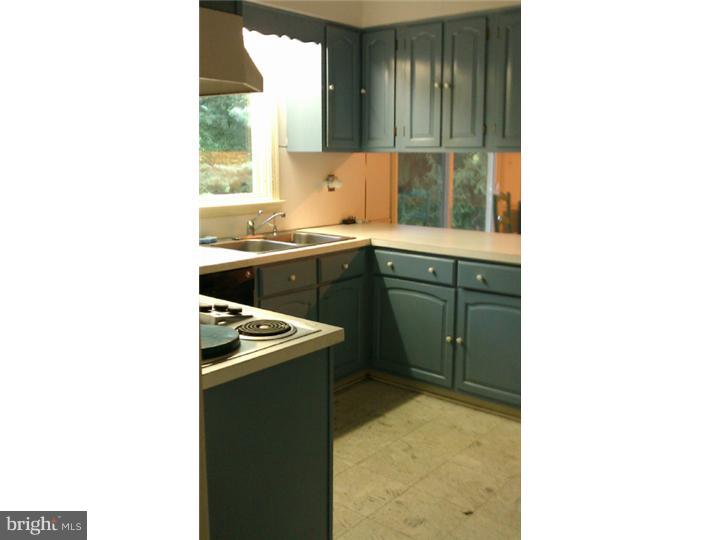 2 Martins Road Newtown Square, PA 19073 - Photo 18 of 23 Kitchen