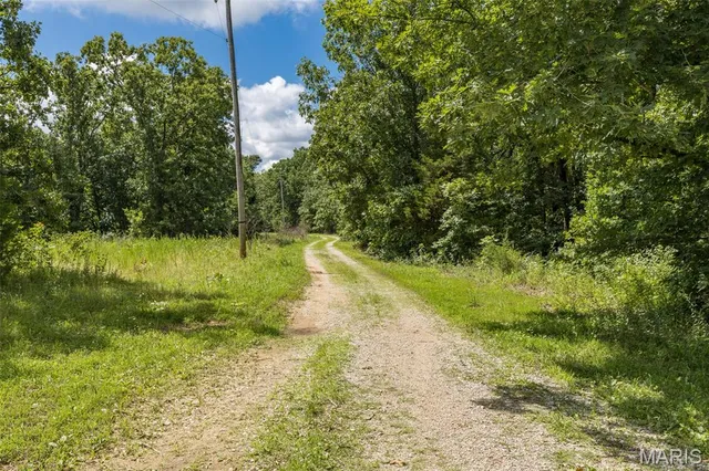 $90,000 | 4 Cedar Hollow Road, Fletcher, MO 63030