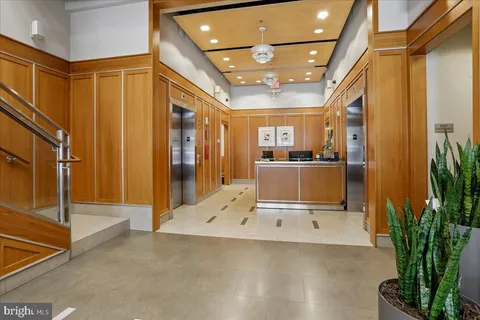 $459,000 | 1133 14th Street Northwest, Unit 806, Washington, DC 20005