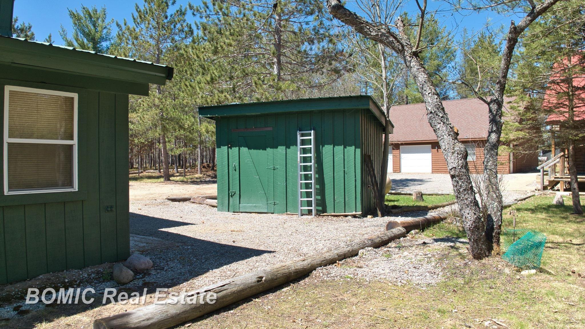 940 Wood River Road Grayling, MI 49738 - Photo 46 of 74 50174146-dbcaae8c-e095-4b28-9f5a-65afe85b8791.JPG