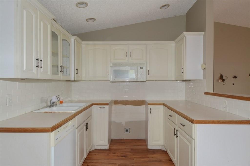 5534 3rd Road Lake Worth, FL 33467 - Photo 5 of 24 05_55343rdRd_2005_LowRes