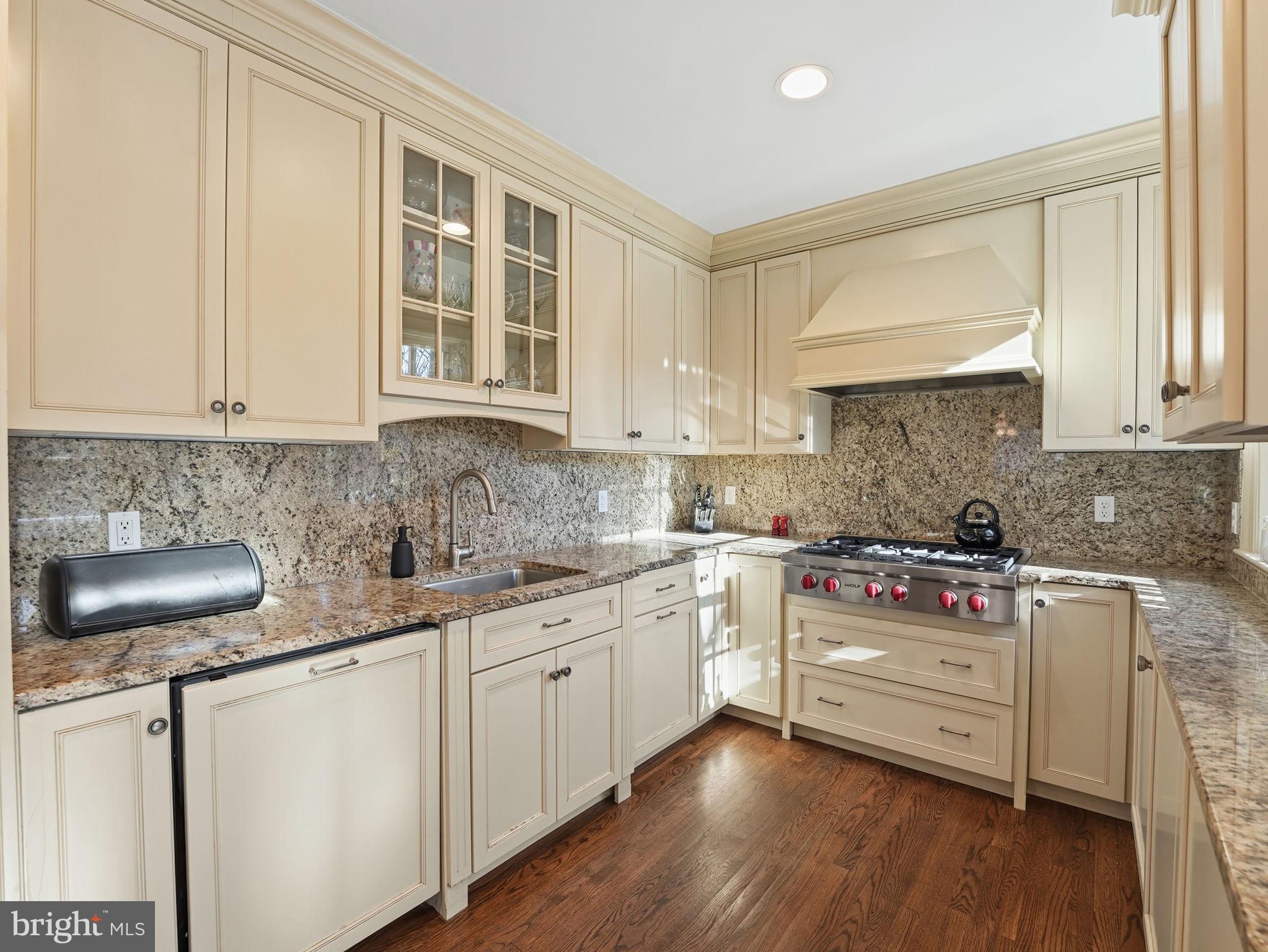 4944 Quebec Street Northwest Washington, DC 20016 - Photo 15 of 41 Well maintained appliances and kitchen countertops