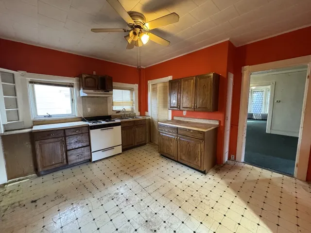 $449,900 | 117 Willis Street, New Bedford, MA 02740