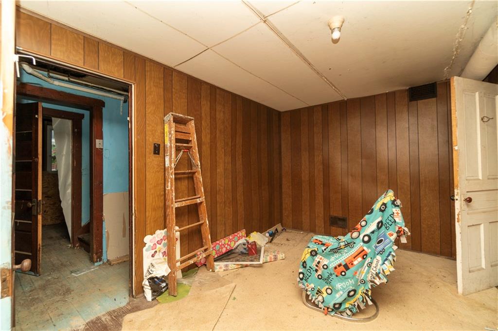 7586 Mt Carmel Road Pittsburgh, PA 15235 - Photo 14 of 24 Gallery Image 14