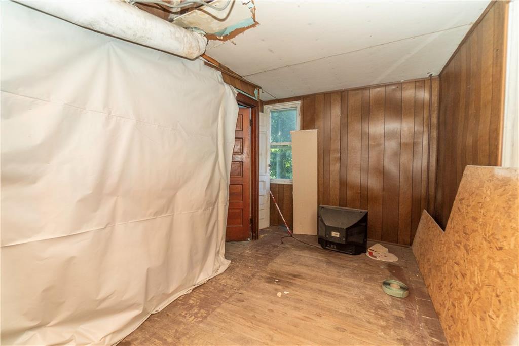 7586 Mt Carmel Road Pittsburgh, PA 15235 - Photo 16 of 24 Gallery Image 16