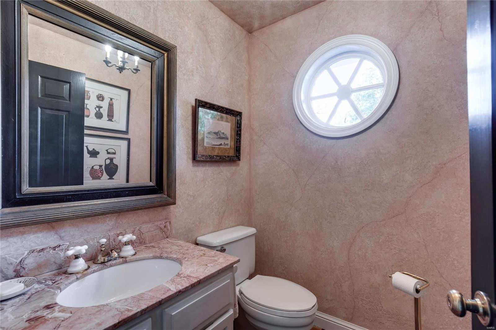 508 North Warson Road St. Louis, MO 63132 - Photo 16 of 36