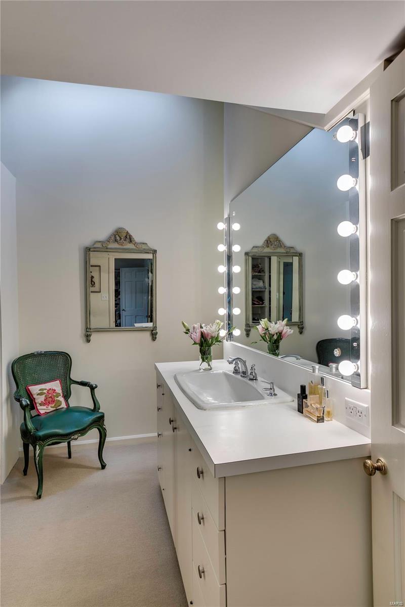 508 North Warson Road St. Louis, MO 63132 - Photo 21 of 36