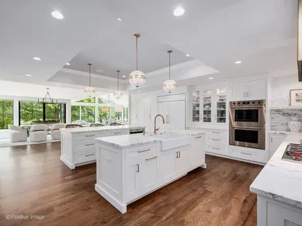 $4,295,000 | 10S370 South Madison Street, Burr Ridge, IL 60527