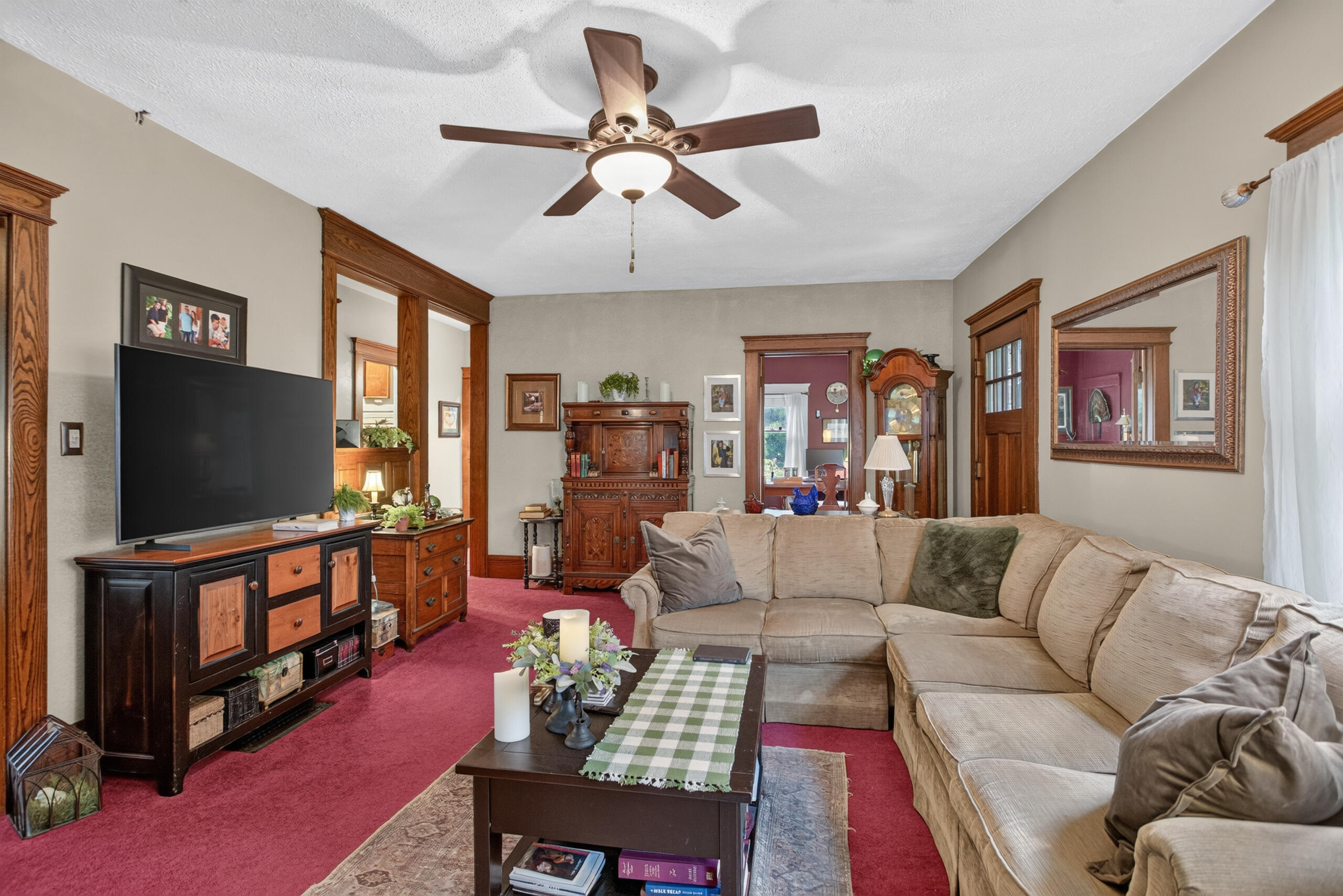 4723 McCain Road Jackson, MI 49201 - Photo 4 of 83 Living Room