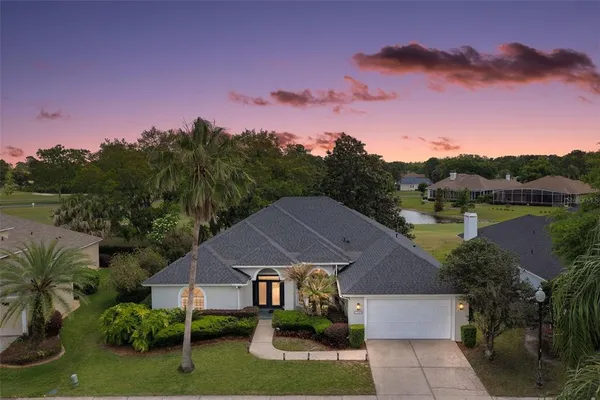$749,500 | 1760 Edgewater Drive, Mount Dora, FL 32757