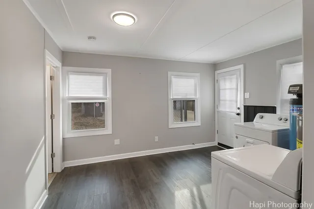 a view of livingroom with furniture and wooden floor