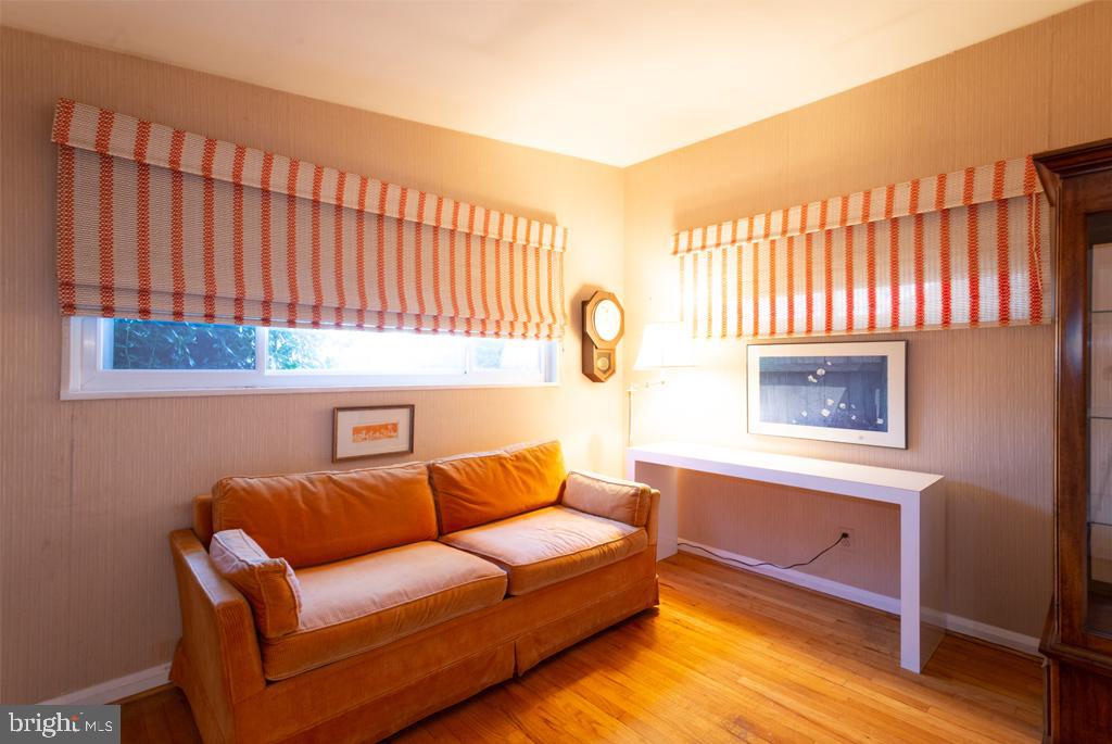 3206 Bonnie Road Baltimore, MD 21208 - Photo 14 of 42 Upper Bedroom