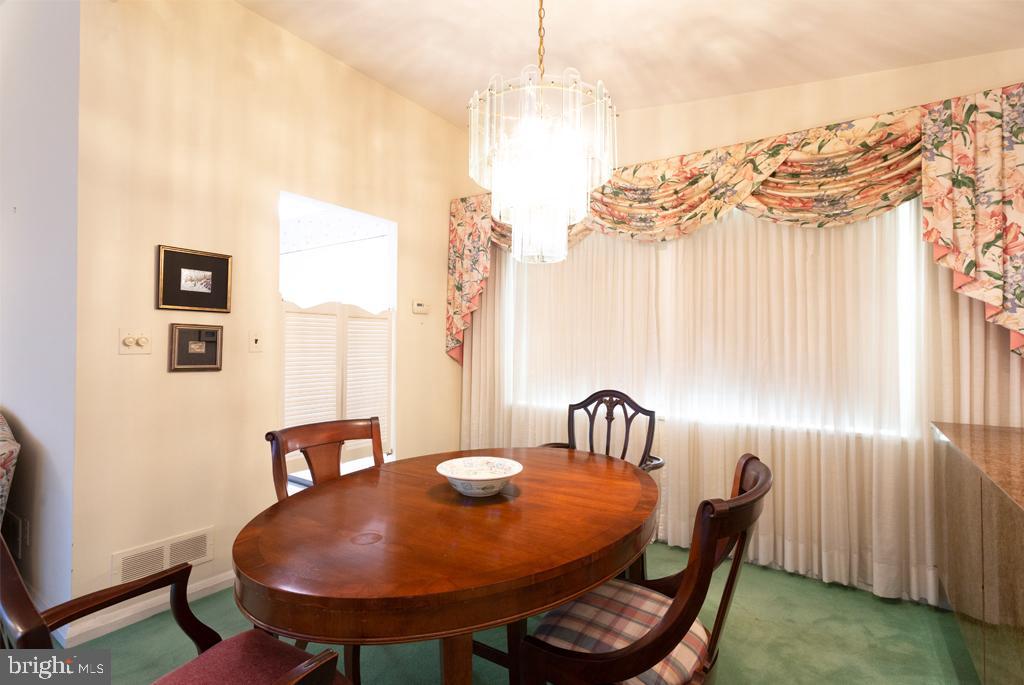 3206 Bonnie Road Baltimore, MD 21208 - Photo 5 of 42 Dining Room