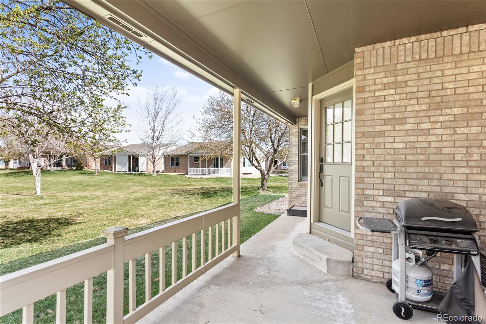 8991 Greenspointe Lane Highlands Ranch, CO 80130 - Photo 26 of 32 Gallery Image 26